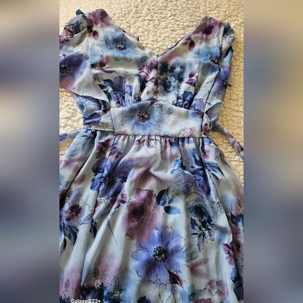 Floral Blue Maxi Dress - Picture 3 of 6